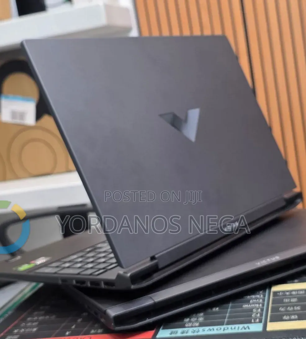 New Laptop HP Victus 16 8GB AMD Ryzen 7 SSD 512GB