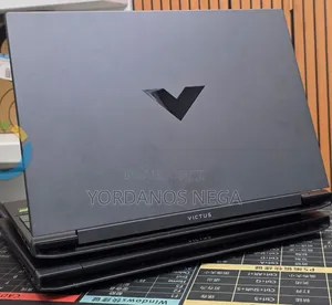 New Laptop HP Victus 16 8GB AMD Ryzen 7 SSD 512GB