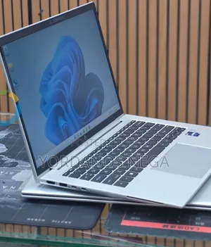 New Laptop HP EliteBook 840 G9 16GB Intel Core i7 SSD 512GB