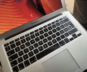 New Laptop Apple MacBook Air 2015 8GB Intel Core i5 SSD 128GB