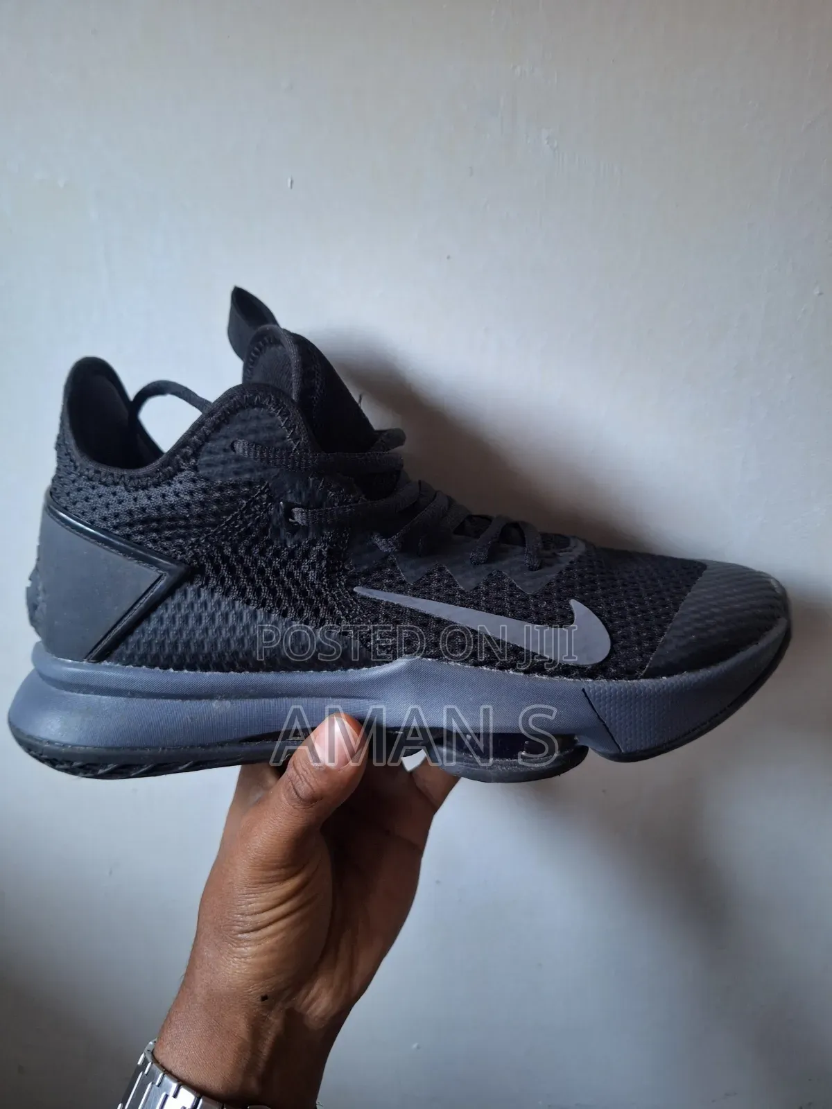 Limited Edition Black Zoom Nike