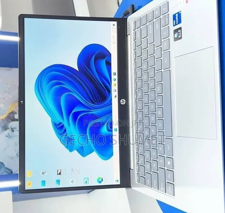 New Laptop HP 16GB Intel Core i5 SSD 1T