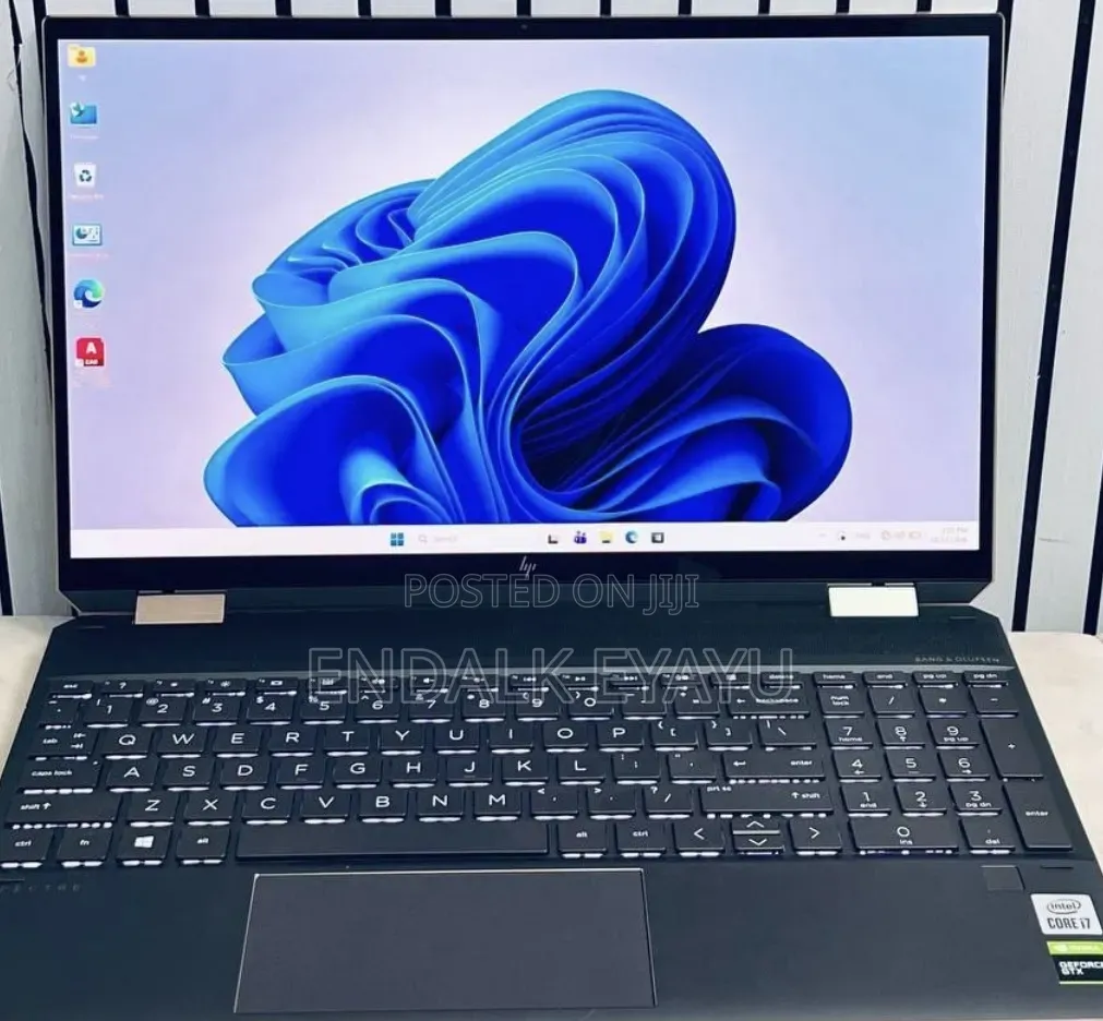 New Laptop HP Spectre 16GB Intel Core i7 SSD 1T