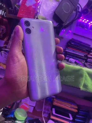 Samsung Galaxy F04 64 GB Green