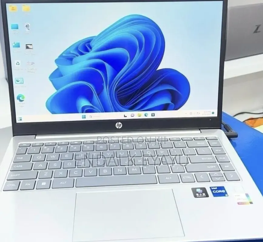 New Laptop HP Stream Notebook 16GB Intel Core i5 SSD 1T