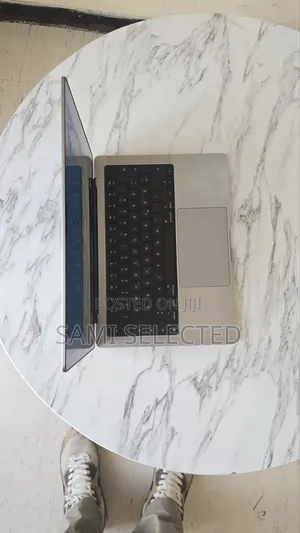 New Laptop Apple MacBook Pro 2021 M1 16GB SSD 512GB