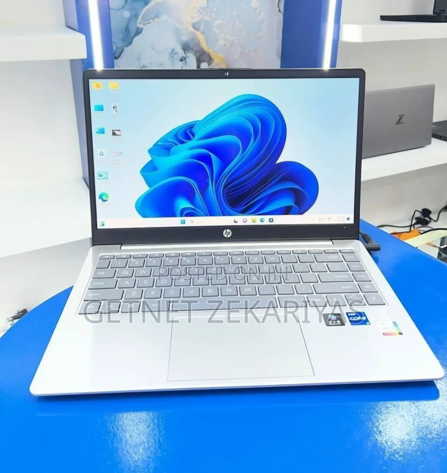 New Laptop HP Stream Notebook 16GB Intel Core i5 SSD 1T