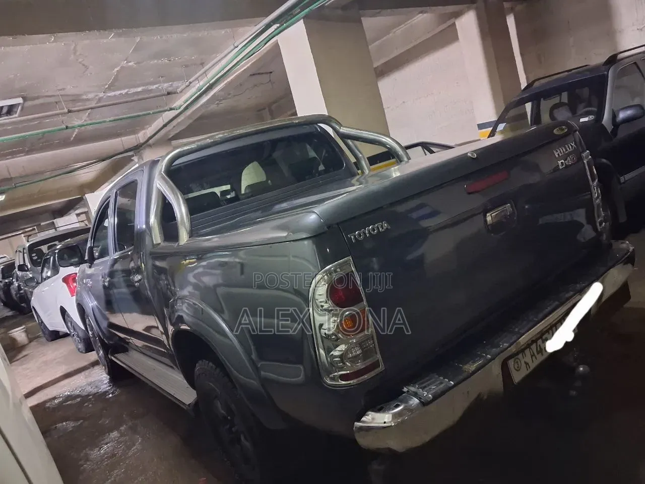 Toyota Hilux 2011 Gray