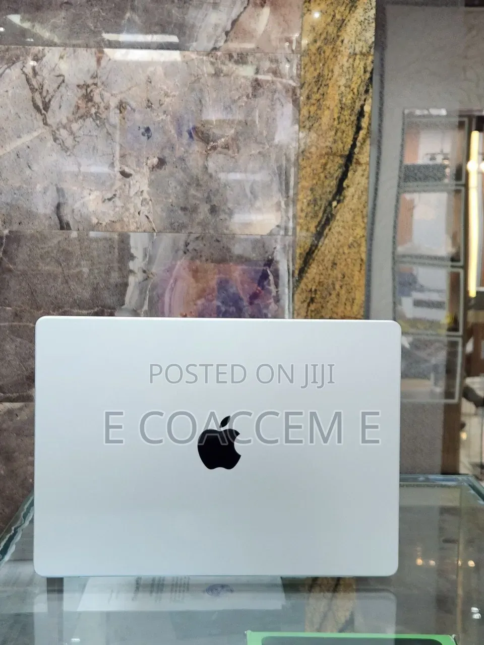 New Laptop Apple MacBook Pro 2024 M4 24GB Apple M4 Pro SSD 512GB