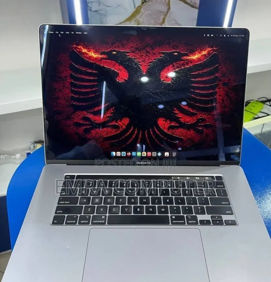 New Laptop Apple MacBook Pro 2019 32GB Intel Core i9 SSD 1T