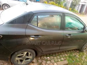 Hyundai I10 2023 Gray