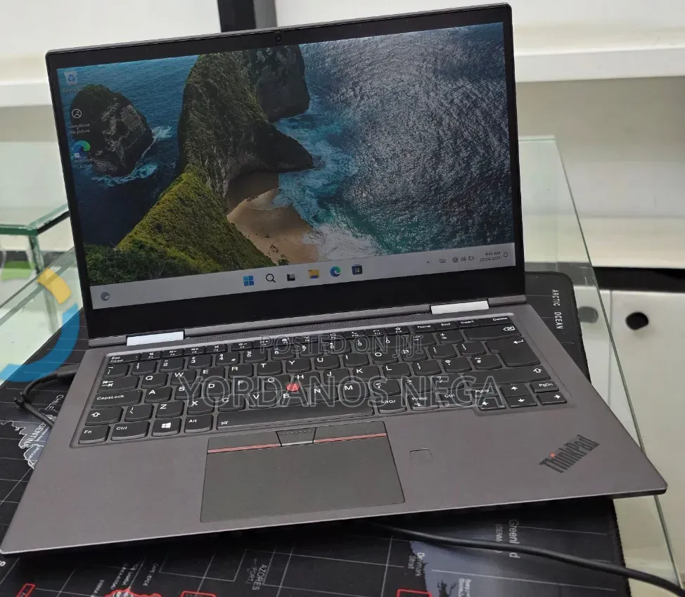 New Laptop Lenovo ThinkPad X1 Yoga 16GB Intel Core i7 SSD 512GB
