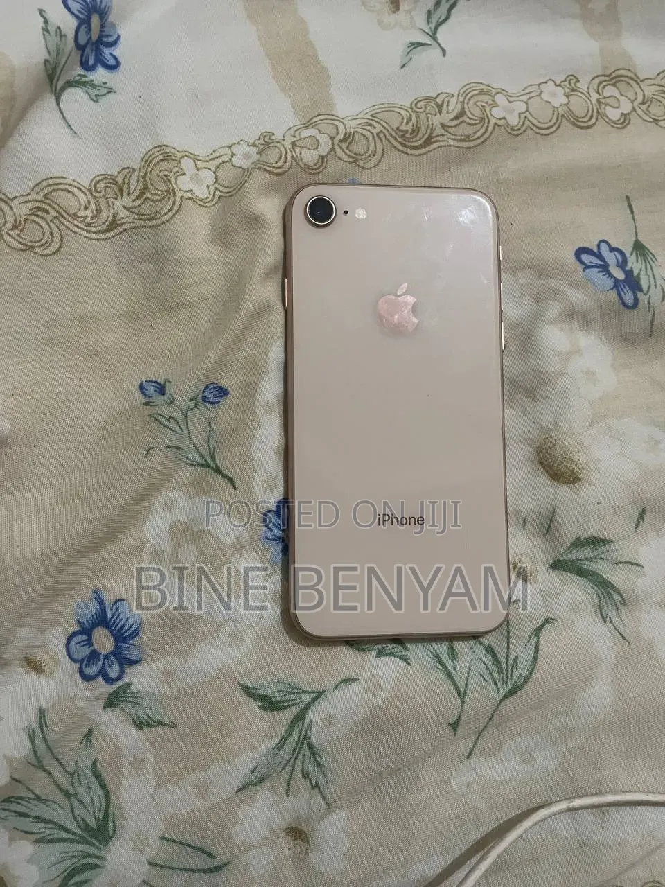 Apple iPhone 8 128 GB White