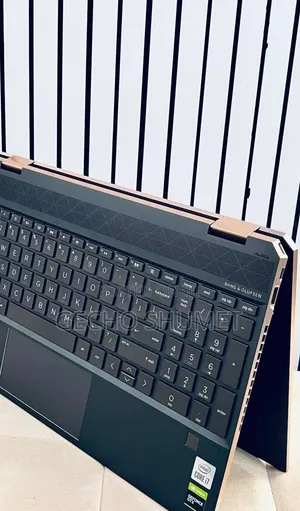 New Laptop HP Spectre 16GB Intel Core i7 SSD 1T