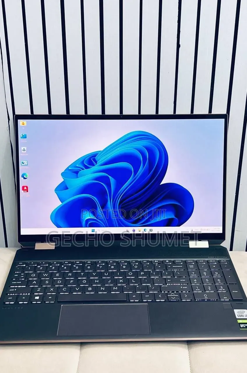 New Laptop HP Spectre 16GB Intel Core i7 SSD 1T