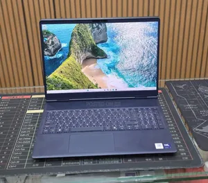 New Laptop Dell Alienware Aurora 16 16GB Intel Core Ultra 7 SSD 1T