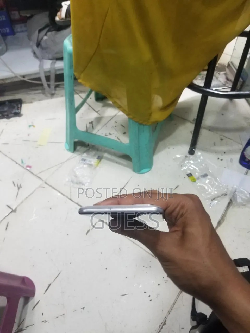 New Samsung Galaxy A70 128 GB White