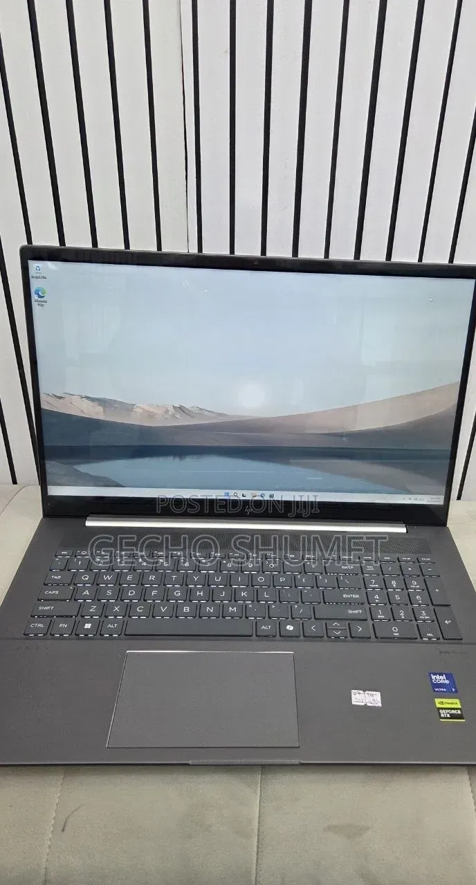 New Laptop HP Envy Pro 16GB Intel Core Ultra 7 SSD 512GB