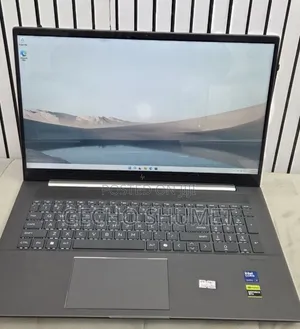 New Laptop HP Envy Pro 16GB Intel Core Ultra 7 SSD 512GB