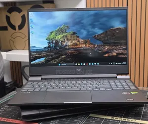 New Laptop HP 16GB AMD Ryzen 7 SSD 512GB