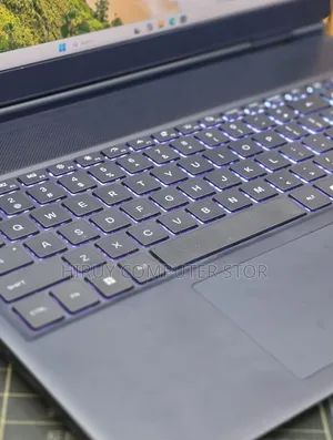 New Laptop Dell Alienware Aurora 16 16GB Intel Core Ultra 7 SSD 2T