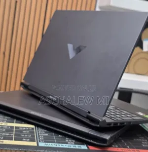 New Laptop HP Victus 15 16GB AMD Ryzen 7 SSD 512GB