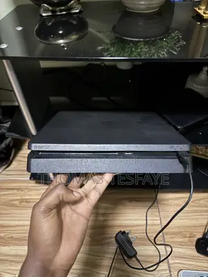 PS 4 Slim Jailbreak