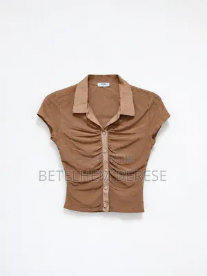 Ruched Button-Up Crop-Top Blouse (ክሮፕ ቶፕ ሸሚዝ)