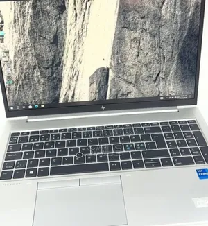 New Laptop HP EliteBook 850 G8 16GB Intel Core i5 SSD 512GB