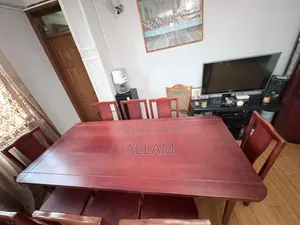 Table With 8 Chairs