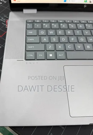 New Laptop HP Envy x360 16GB AMD Ryzen 7 SSD 512GB