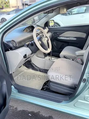Toyota Yaris 2008 Silver