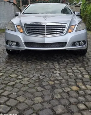Mercedes-Benz E250 2012 Silver