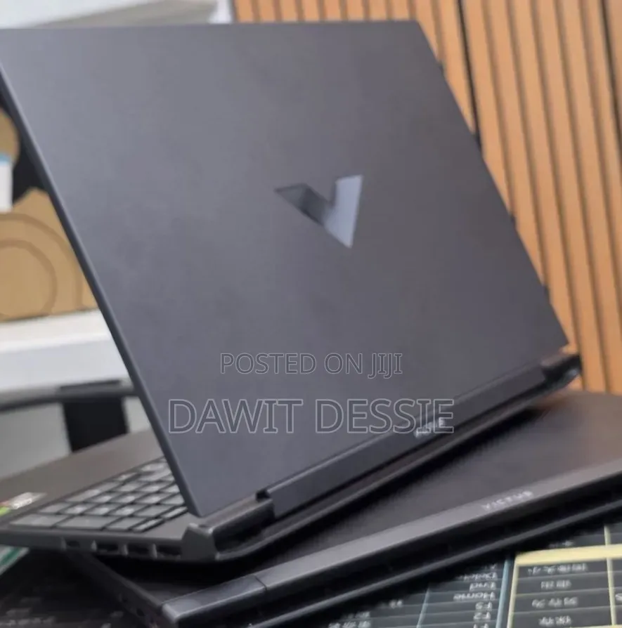 New Laptop HP Victus 16 16GB AMD Ryzen 7 SSD 512GB