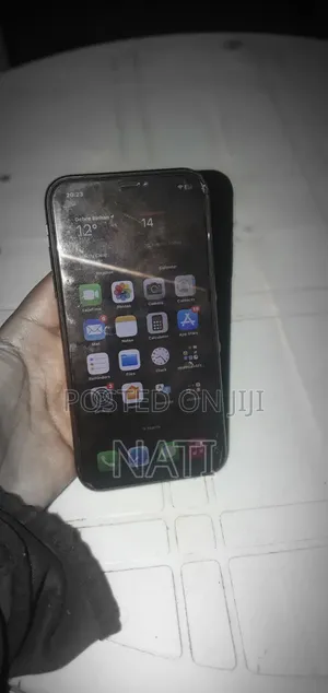 Apple iPhone XR 64 GB Black