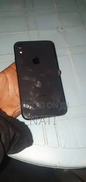 Apple iPhone XR 64 GB Black