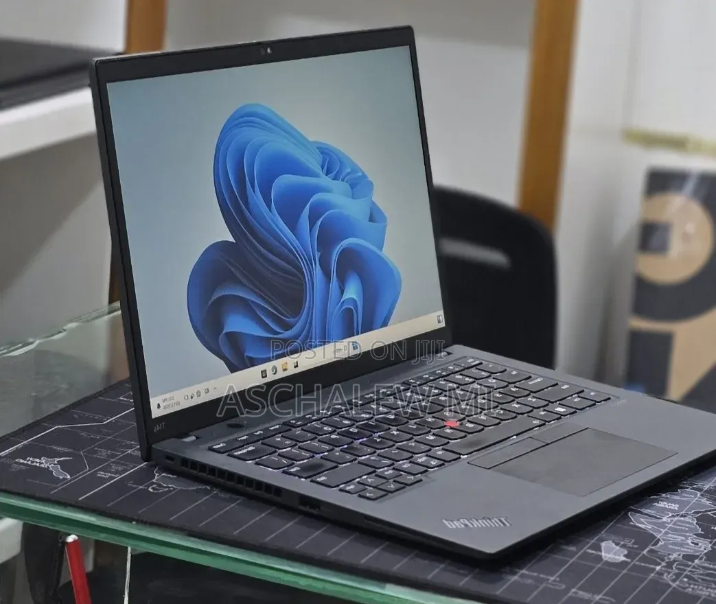 New Laptop Lenovo ThinkPad T14 16GB Intel Core i7 SSD 512GB