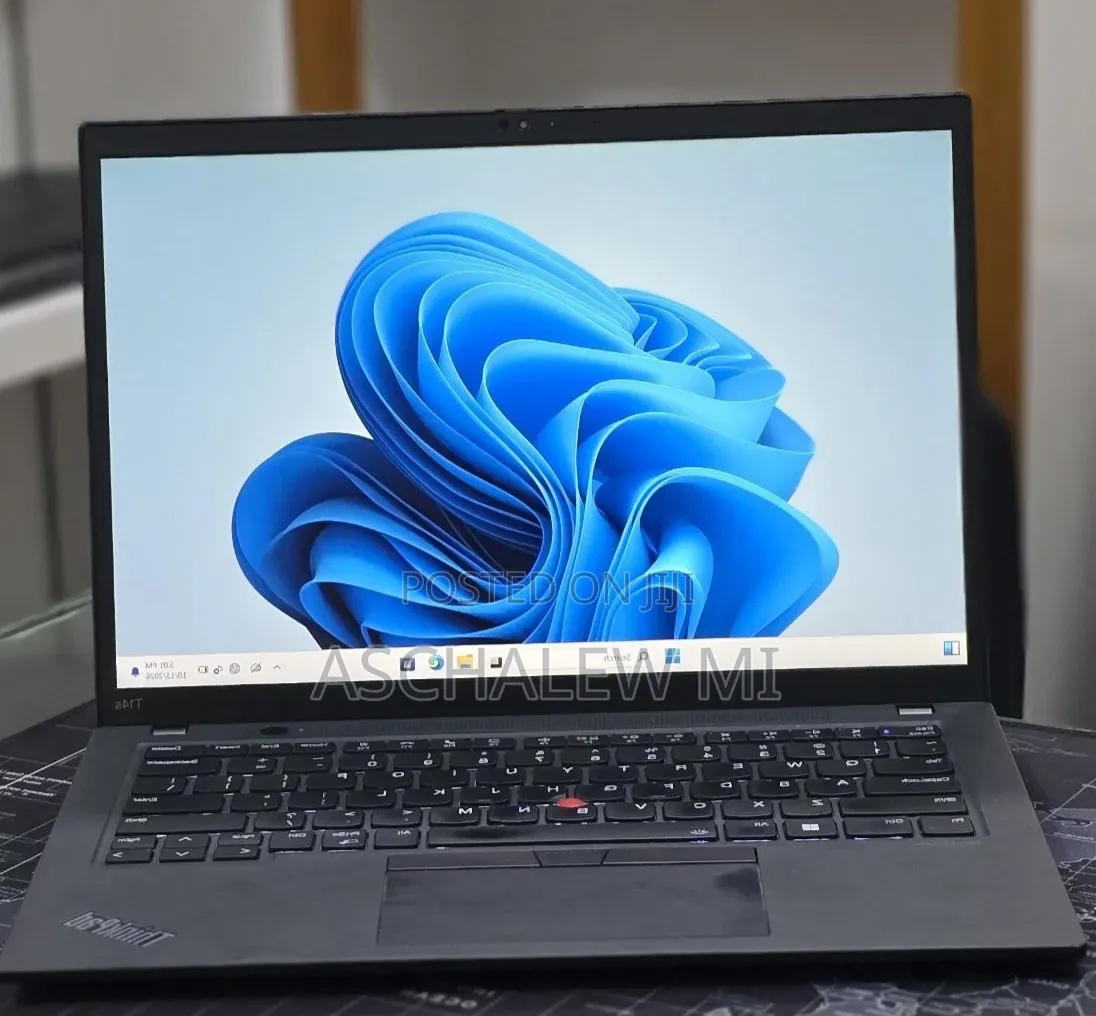 New Laptop Lenovo ThinkPad T14 16GB Intel Core i7 SSD 512GB