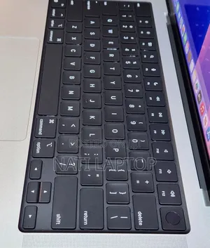 New Laptop Apple MacBook Pro 2024 M4 24GB Apple M4 Pro SSD 512GB