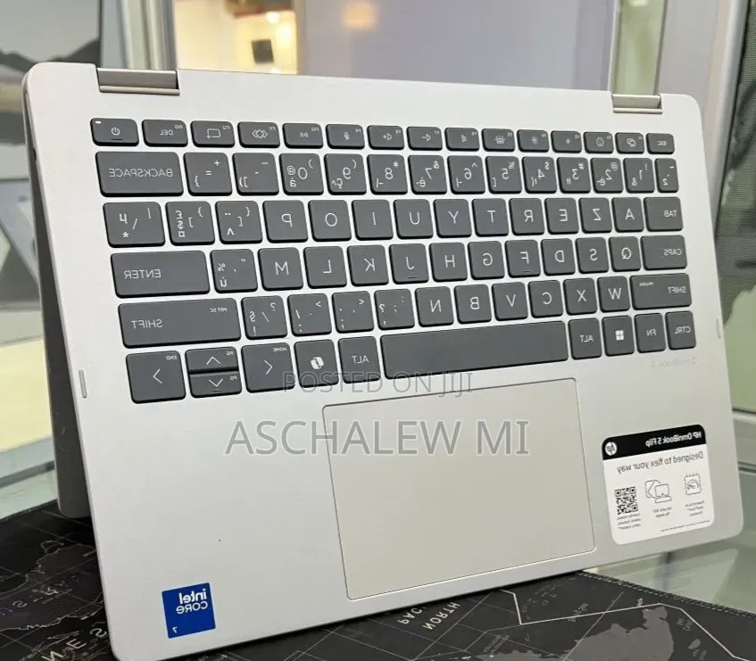 New Laptop HP OmniBook 5 14" 16GB Intel Core 7 SSD 512GB