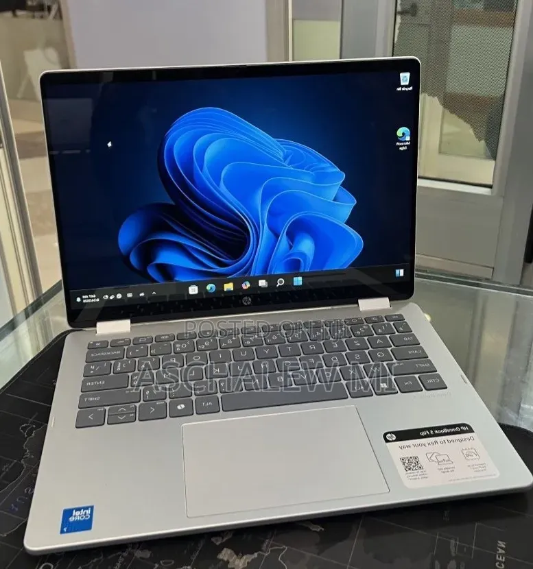 New Laptop HP OmniBook 5 14" 16GB Intel Core 7 SSD 512GB