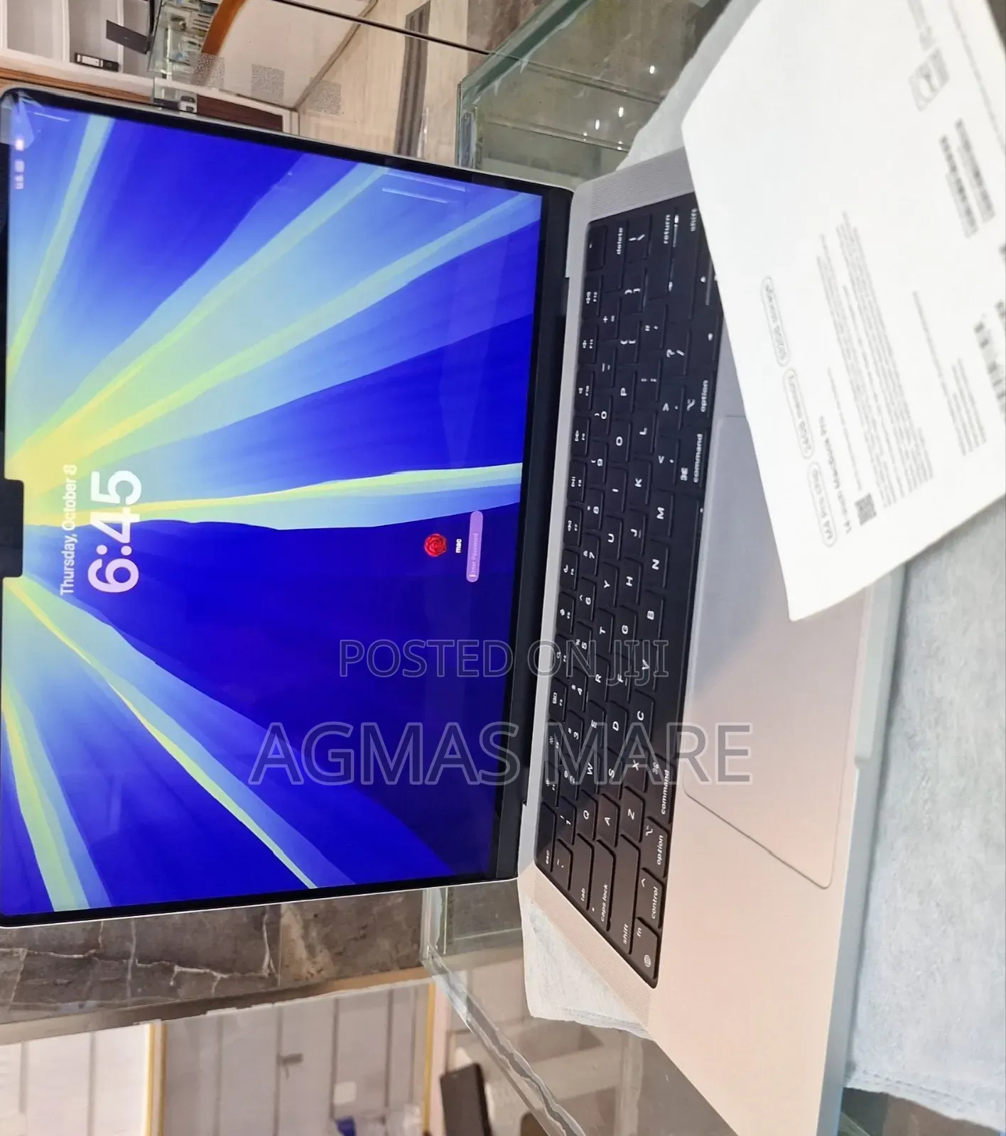 New Laptop Apple MacBook Pro 2024 M4 24GB Apple M4 SSD 512GB