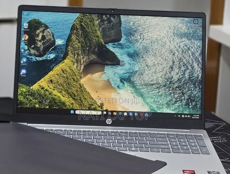 New Laptop HP Stream Notebook 8GB AMD Ryzen 5 SSD 512GB