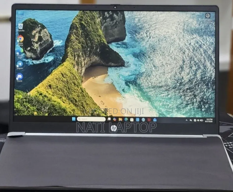 New Laptop HP Stream Notebook 8GB AMD Ryzen 5 SSD 512GB
