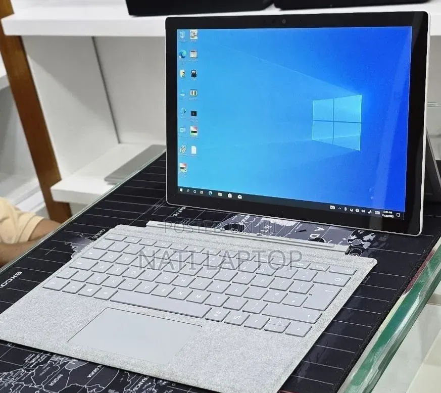 New Laptop Microsoft 8GB Intel Core i5 SSD 256GB