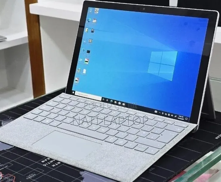 New Laptop Microsoft 8GB Intel Core i5 SSD 256GB