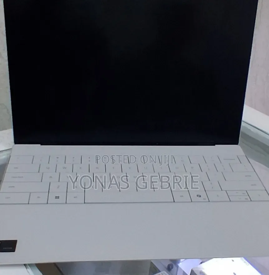 New Laptop Dell XPS 13 32GB Intel Core Ultra 7 SSD 1T