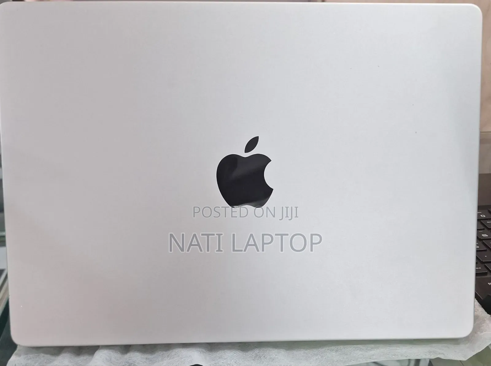New Laptop Apple MacBook Pro 2024 M4 24GB Apple M4 Pro SSD 512GB