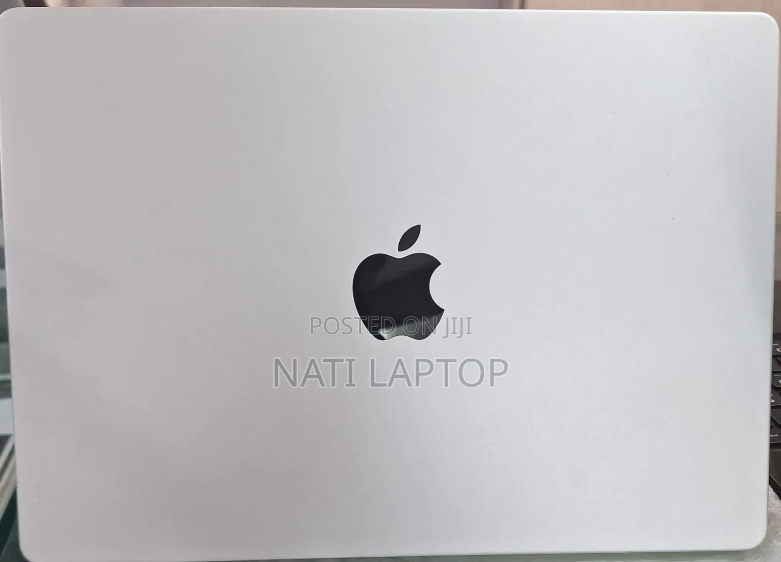 New Laptop Apple MacBook Pro 2024 M4 24GB Apple M4 Pro SSD 512GB