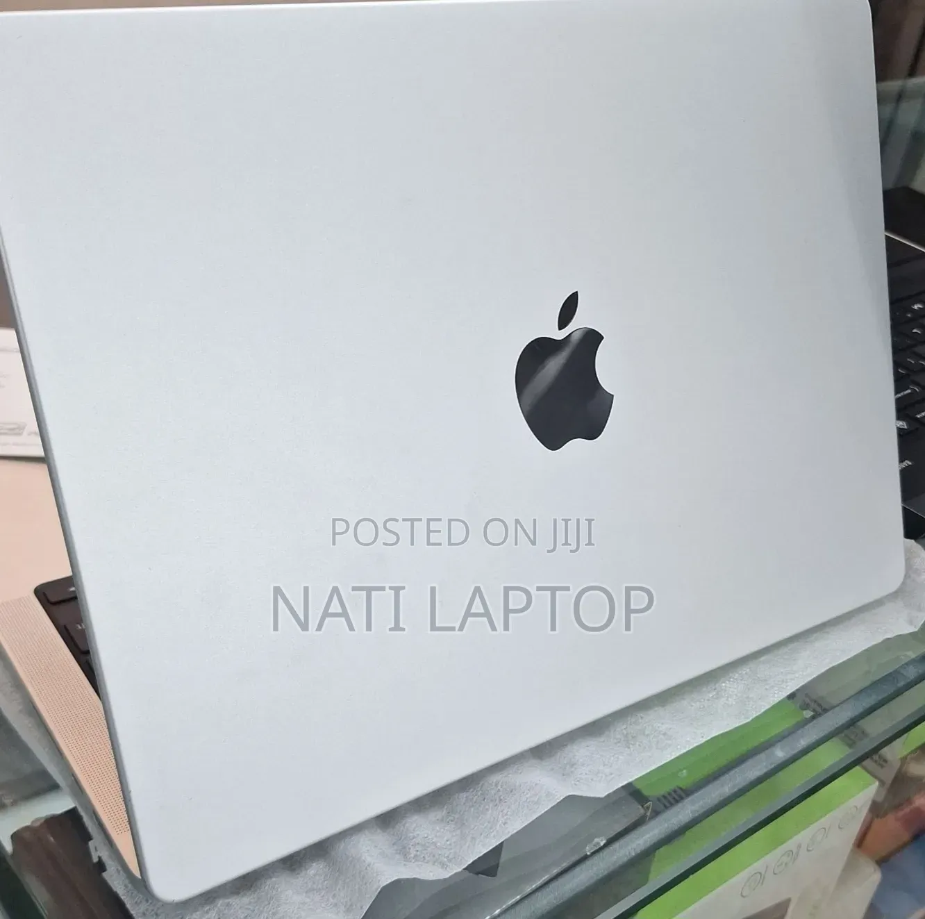 New Laptop Apple MacBook Pro 2024 M4 24GB Apple M4 Pro SSD 512GB